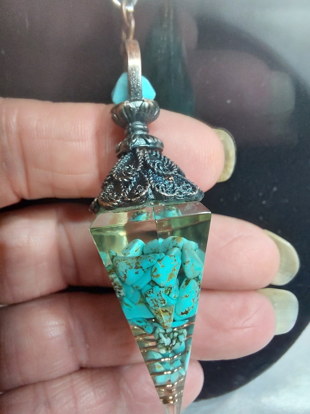 RESIN BEAUTY